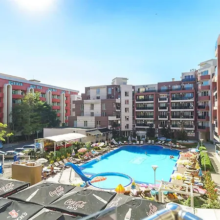 Admiral Plaza A 10 Sunny Apartman Napospart