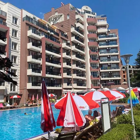 Admiral Plaza A 10 Sunny