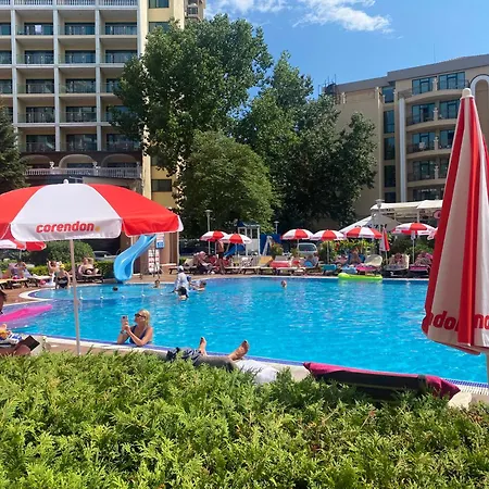 Admiral Plaza A 10 Sunny
