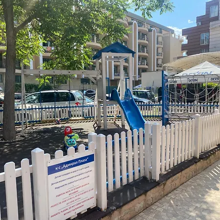 Admiral Plaza A 10 Sunny *